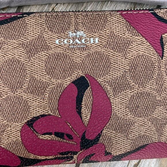 Coach Corner Zip Wristlet In Signature Canvas With Bow Print Bag Wallet Purse - Picture 3 of 7